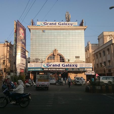 Grand Galaxy Hotel Krishna Nashik Exterior photo