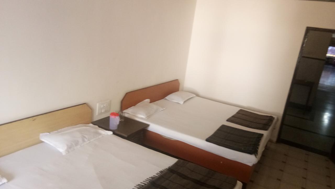 Grand Galaxy Hotel Krishna Nashik Exterior photo